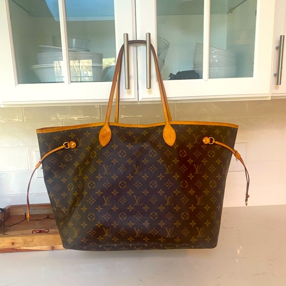 💎GET TWO💎Louis Vuitton Neverfull GM & Clutch - Picture 3 of 17